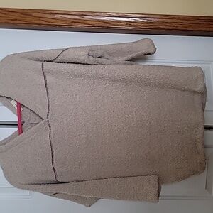 Be Stage size S V neck sweater